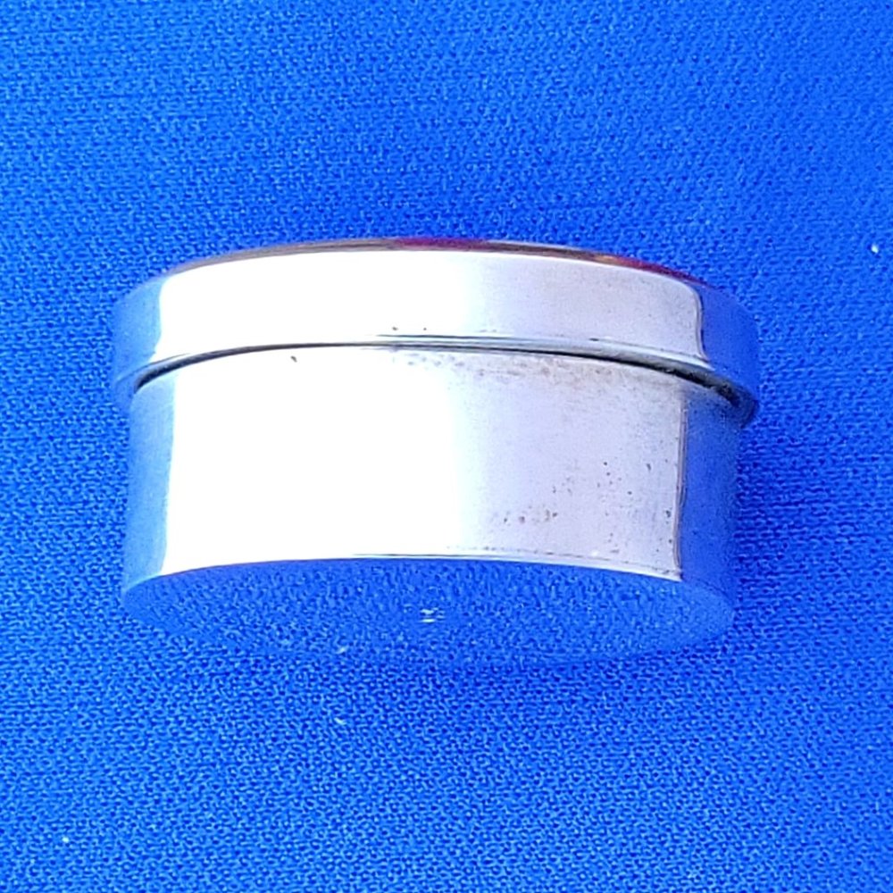 Sterling 925 Silver Box with 3 Real Miniature Rosebuds - Picture 4 of 7